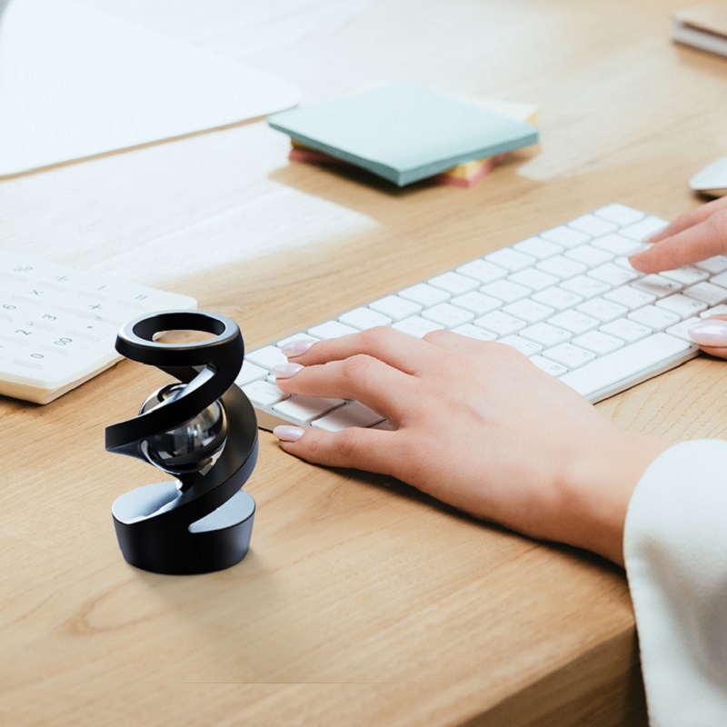 Office Tech And Gadgets - الفيروسية المعادن التنين سبينر سطح المكتب